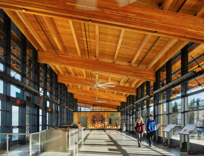 Terminal multimodal en Washington. Foto: Benjamin Benschneider. LMN Architects.
